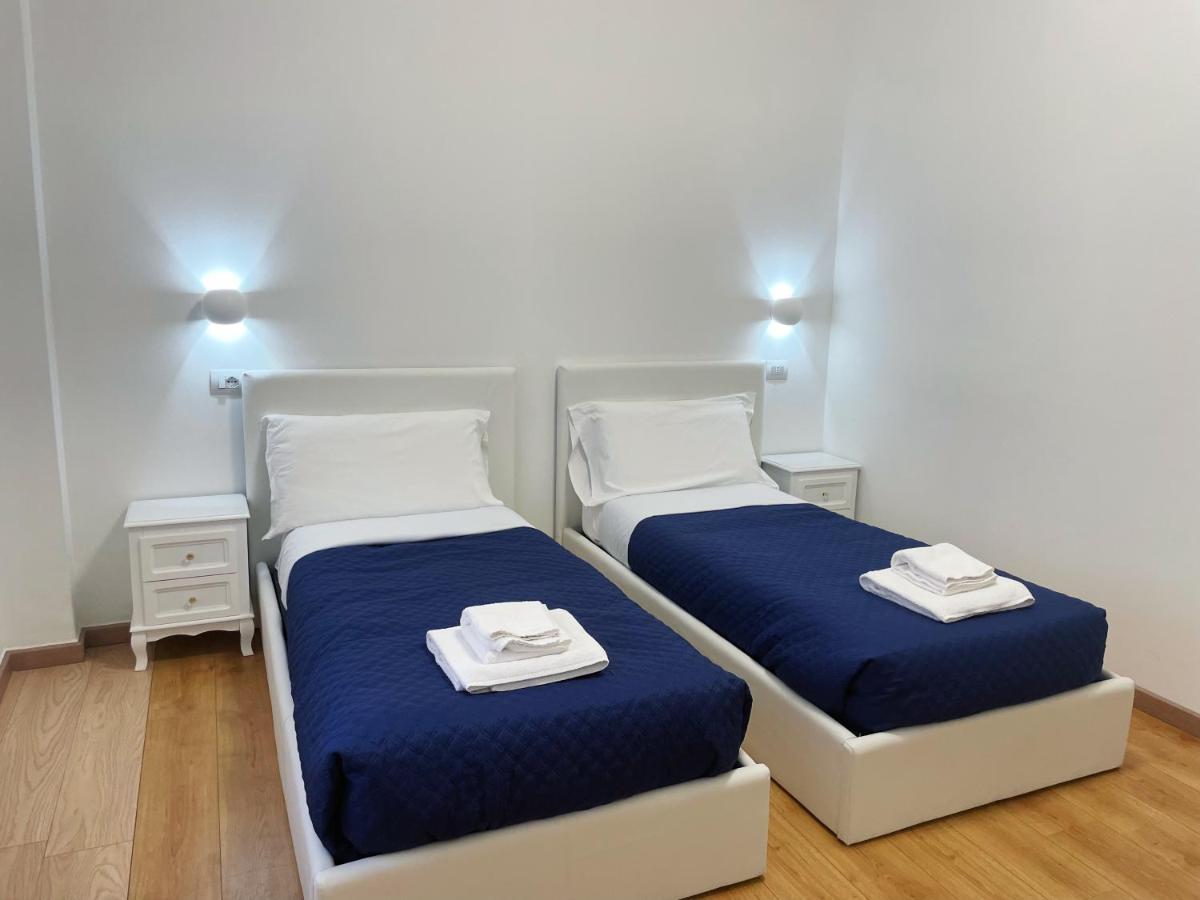 Nuovo Confortini Rooms Sunday เวโรนา ภายนอก รูปภาพ