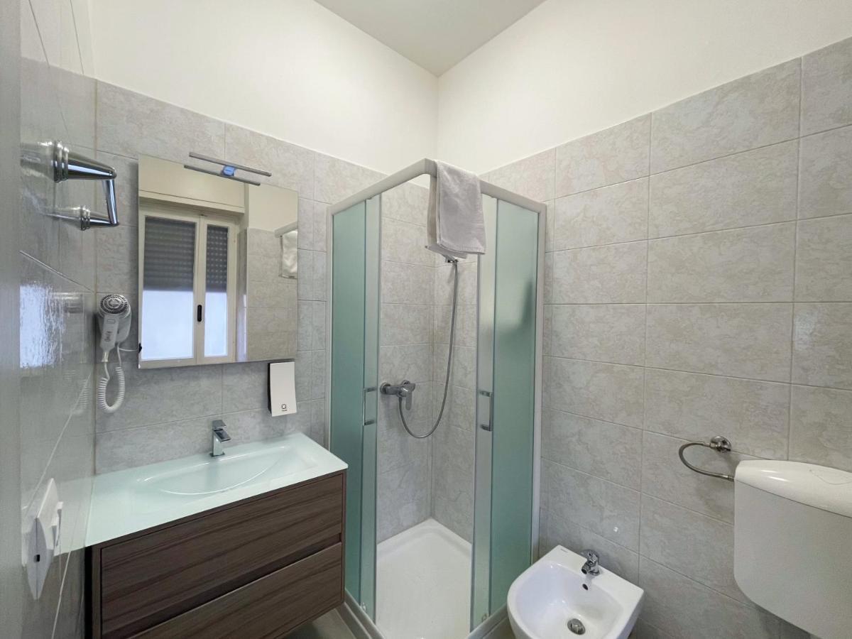 Nuovo Confortini Rooms Sunday เวโรนา ภายนอก รูปภาพ