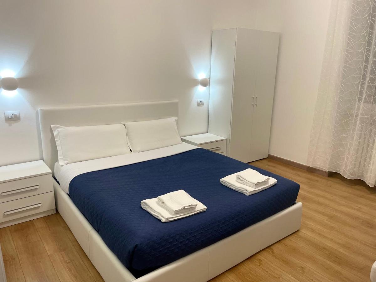 Nuovo Confortini Rooms Sunday เวโรนา ภายนอก รูปภาพ