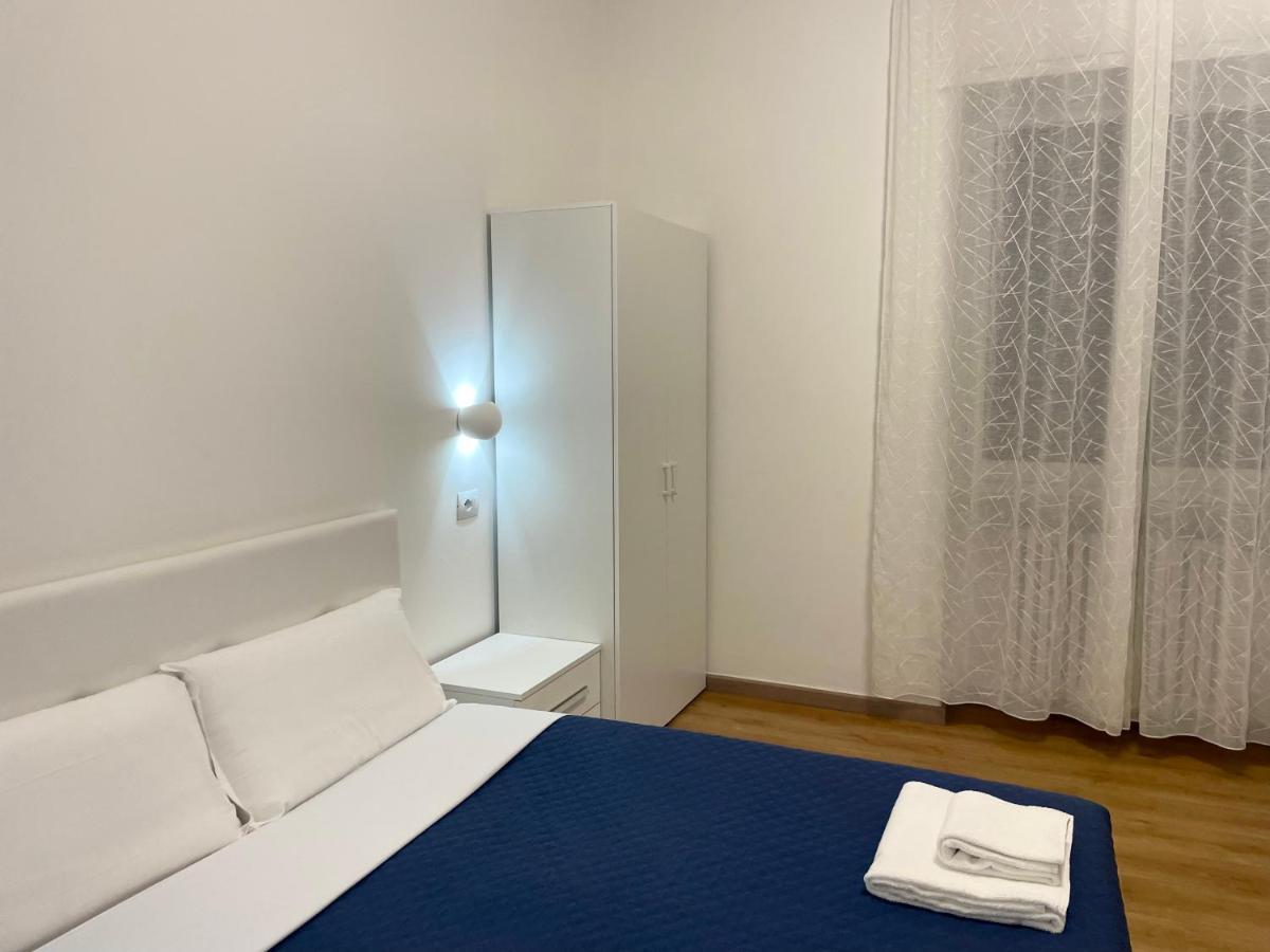 Nuovo Confortini Rooms Sunday เวโรนา ภายนอก รูปภาพ